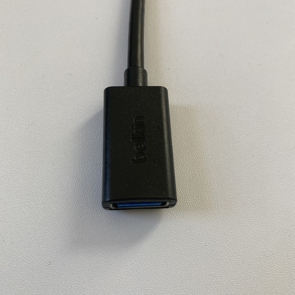 Belkin - USB-C to USB-A Adapter - USB-C 3.0 - 5Gbps transfer speeds - Picture 2 of 7